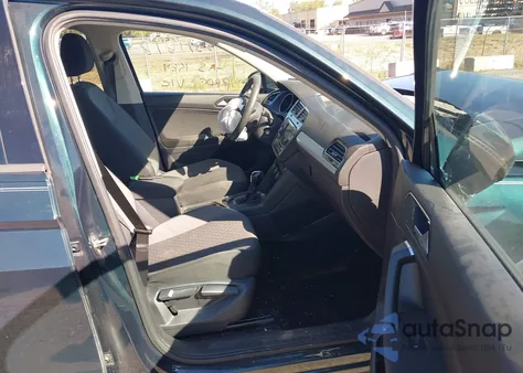 2018 Volkswagen Tiguan 2.0T S из США, поврежденный, VIN 3VV0B7AX9JM112536